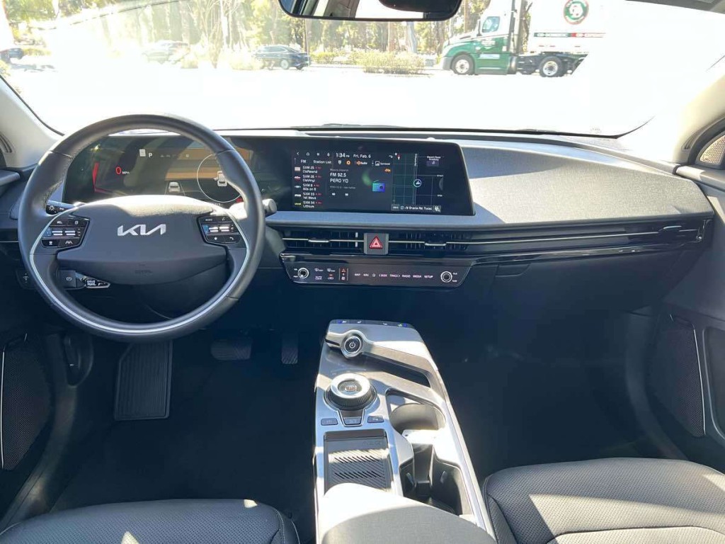 2022 Kia EV6 Image 13