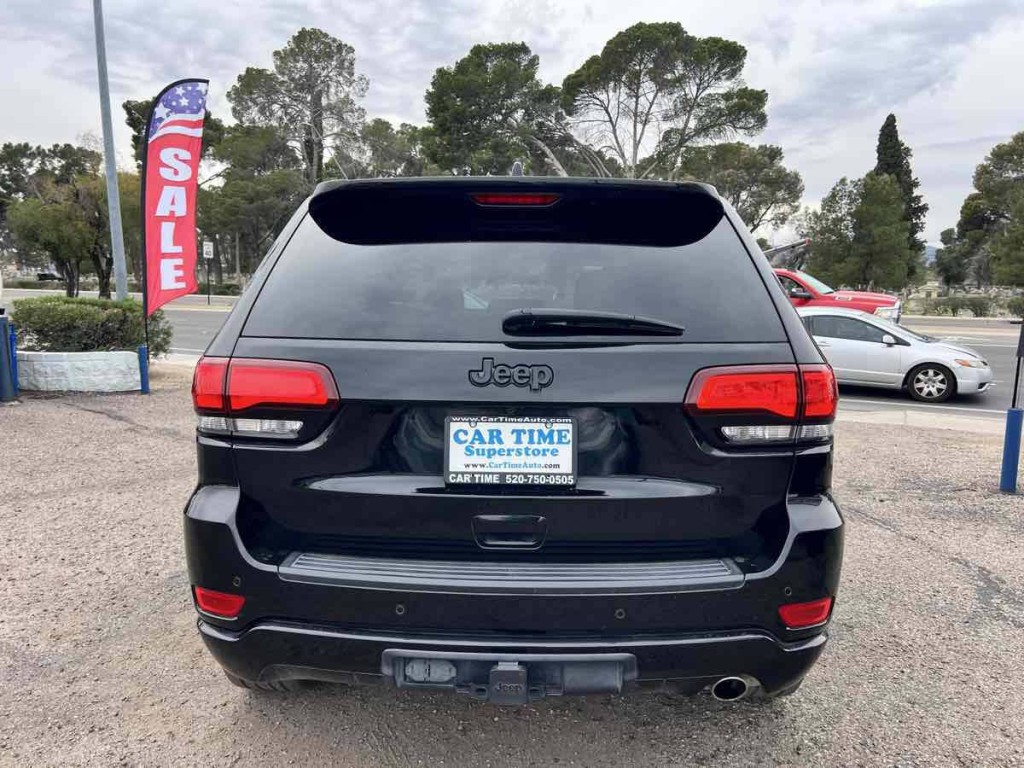 2021 Jeep Grand Cherokee Image 4