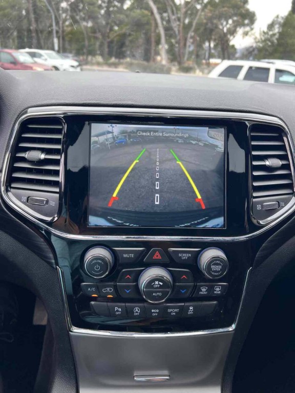 2021 Jeep Grand Cherokee Image 15