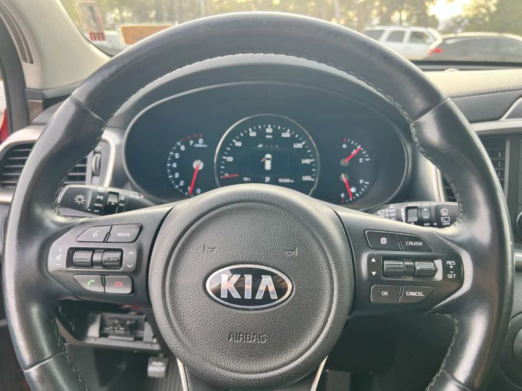 2018 Kia Sorento Image 18