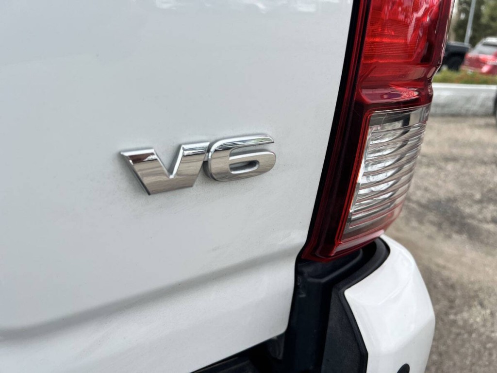 2023 Toyota Tacoma Image 6