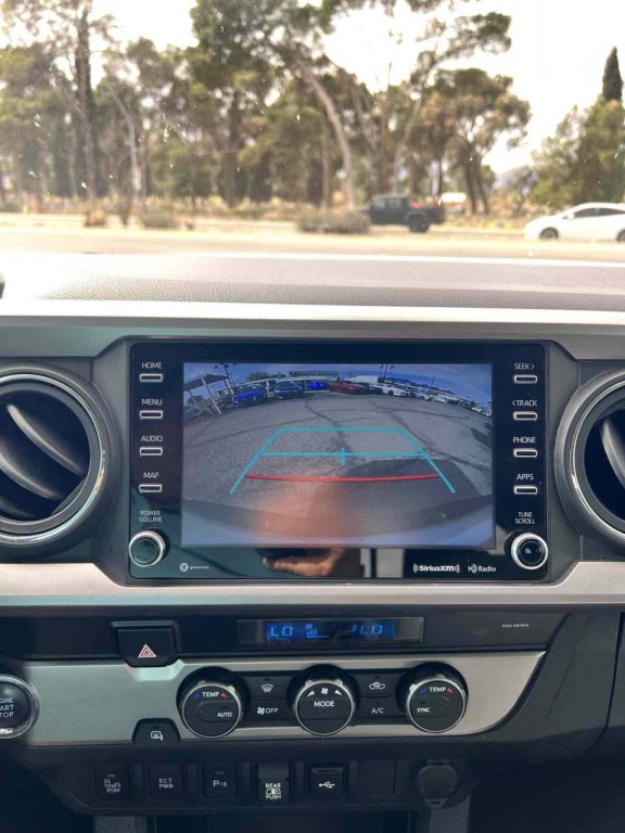 2023 Toyota Tacoma Image 21