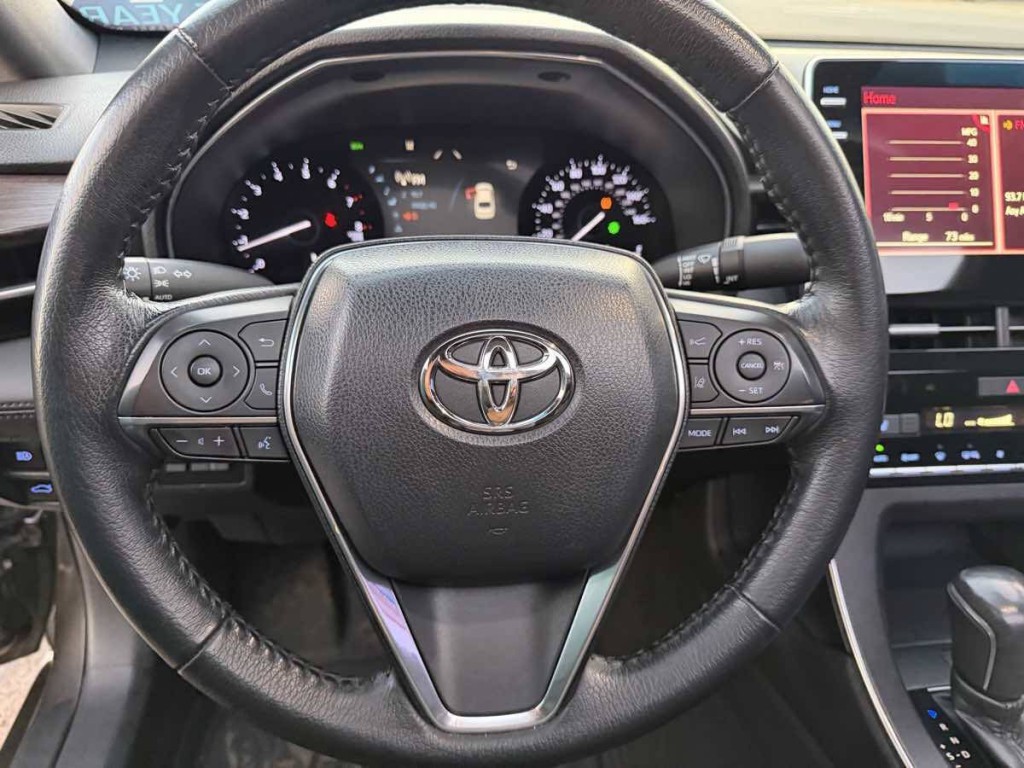 2019 Toyota Avalon Image 14