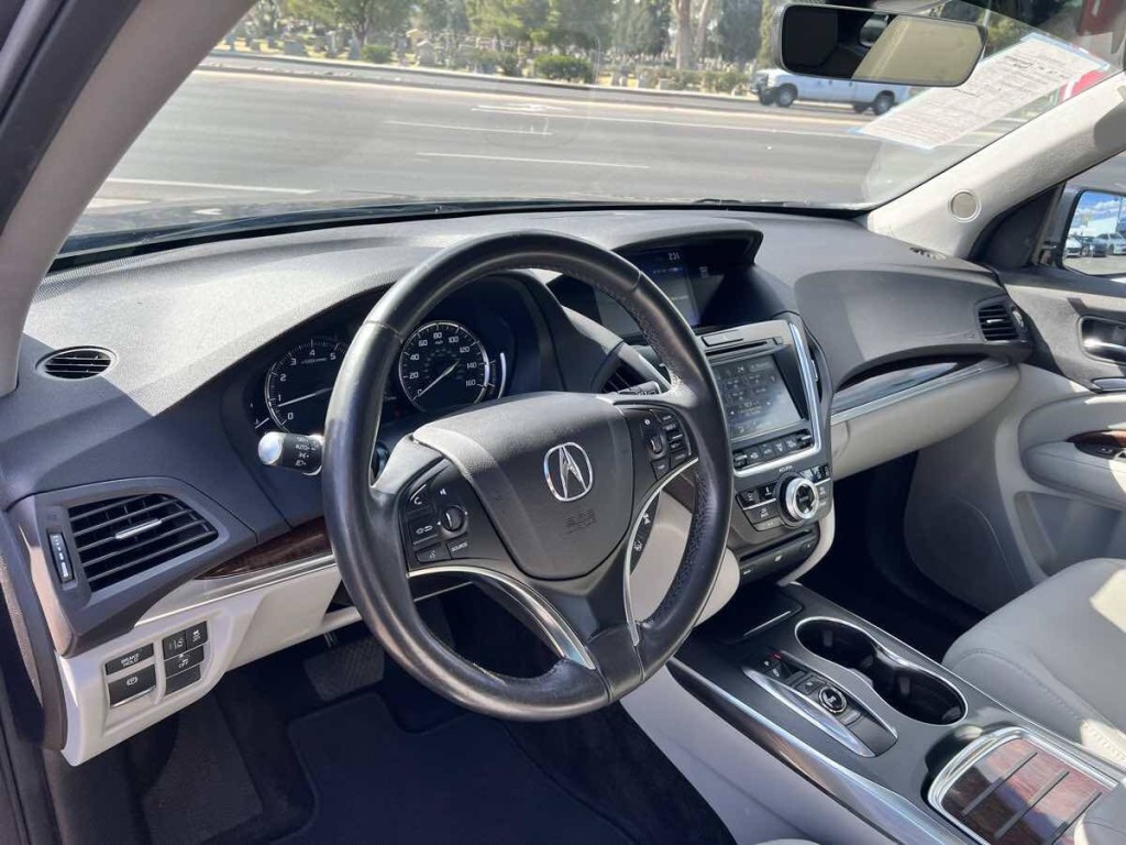 2017 Acura MDX Image 11
