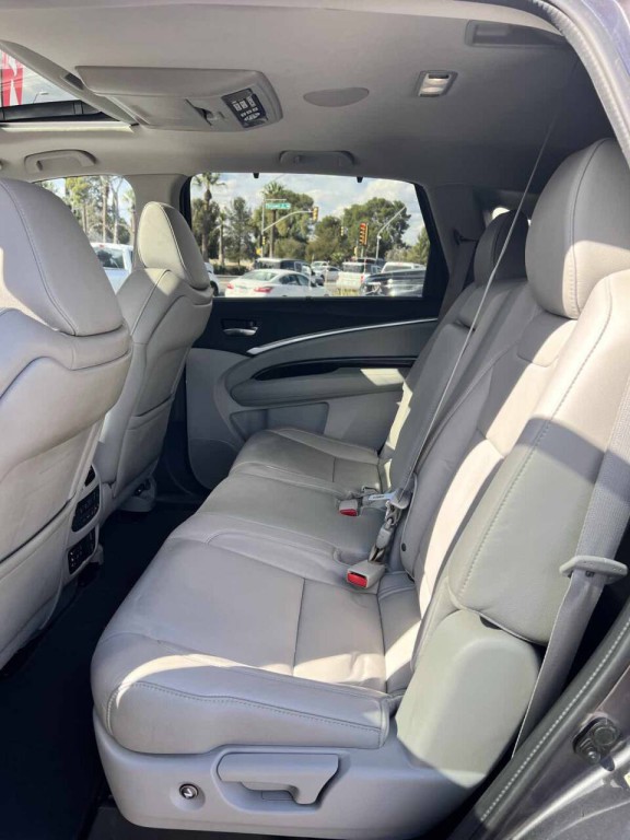 2017 Acura MDX Image 29