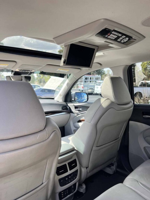 2017 Acura MDX Image 30