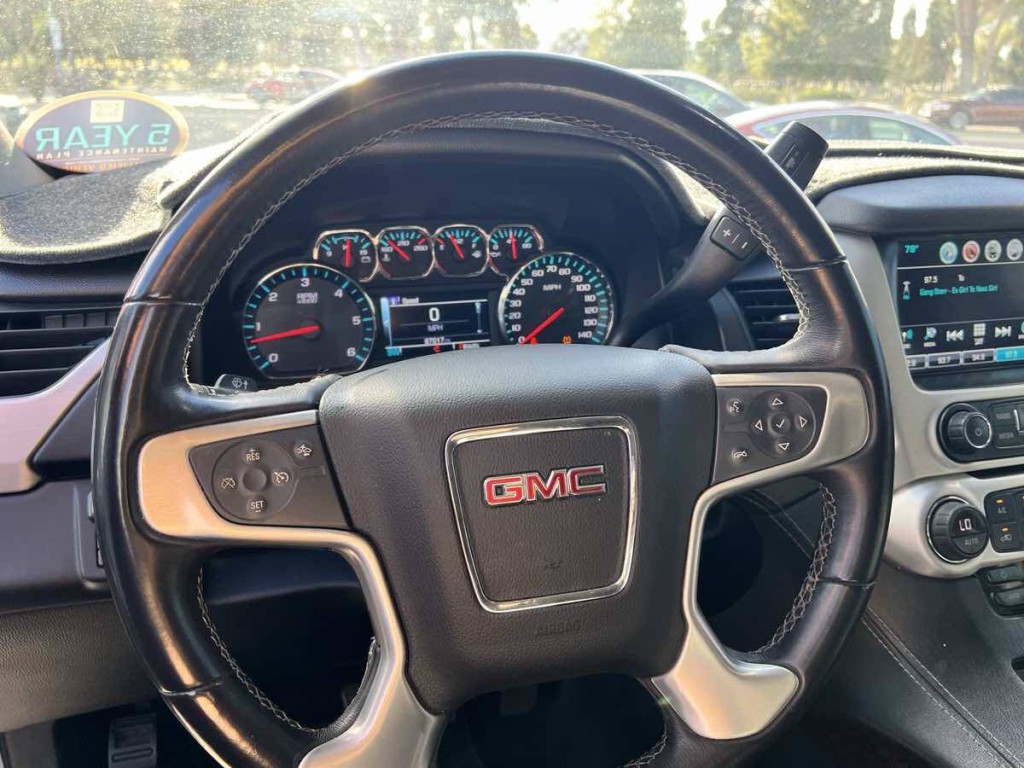 2017 GMC Yukon Image 11