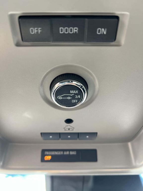 2017 GMC Yukon Image 16