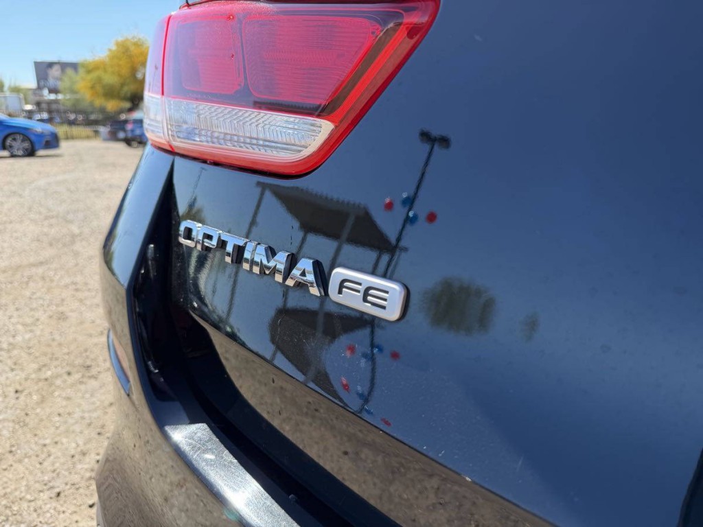 2019 Kia Optima Image 5