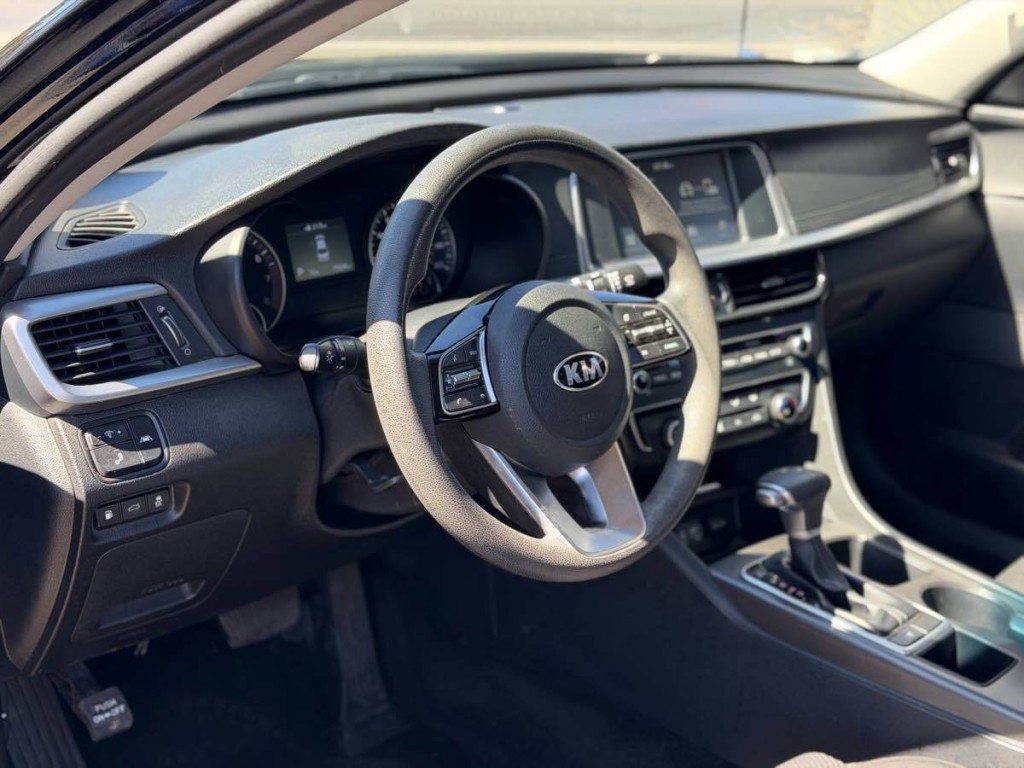 2019 Kia Optima Image 10