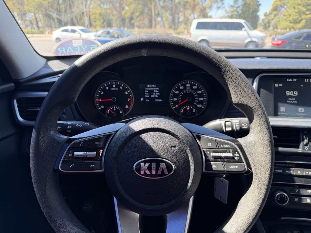 2019 Kia Optima Image 13