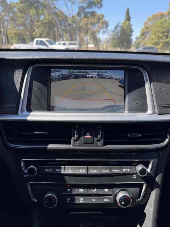 2019 Kia Optima Image 15