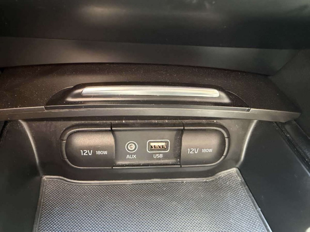 2019 Kia Optima Image 16