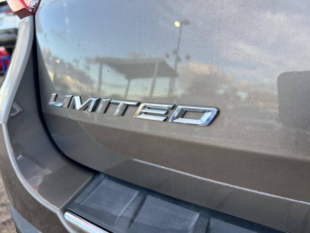 2021 Ford Explorer Image 6