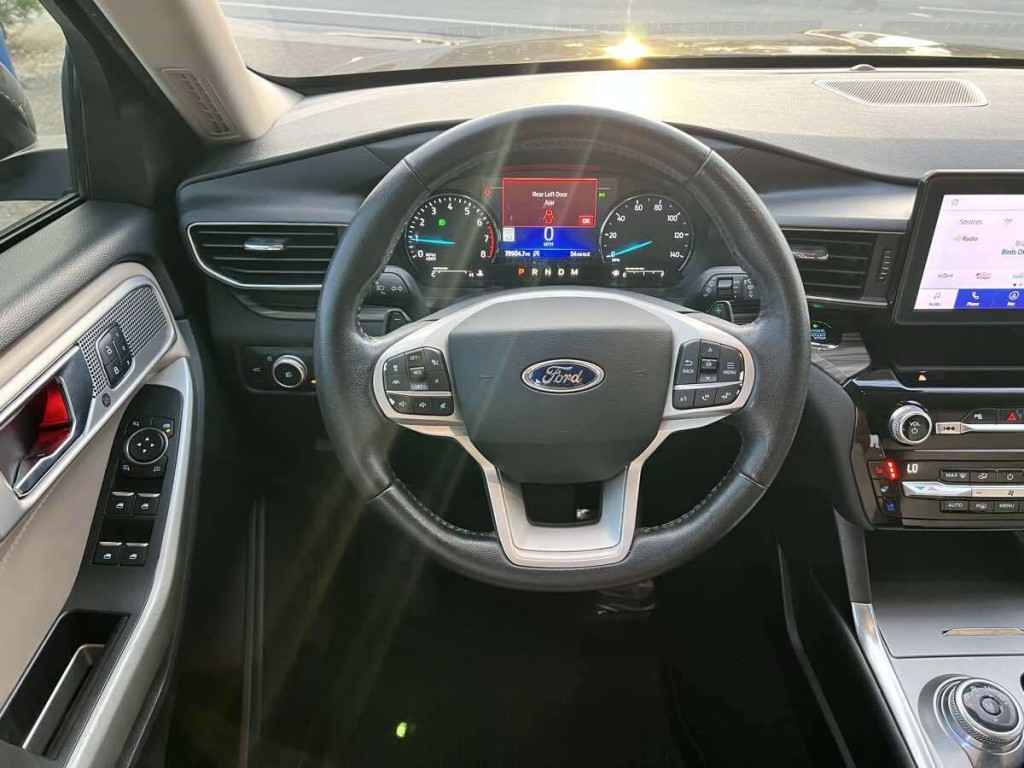 2021 Ford Explorer Image 16