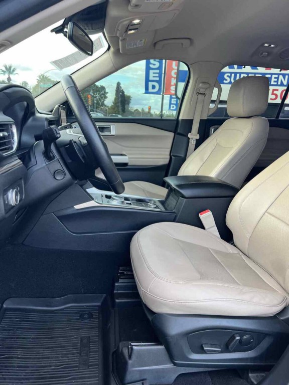 2021 Ford Explorer Image 26