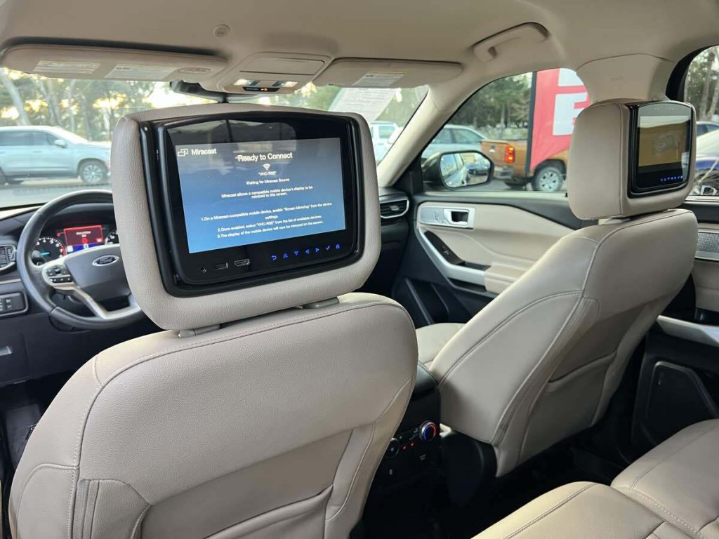 2021 Ford Explorer Image 28