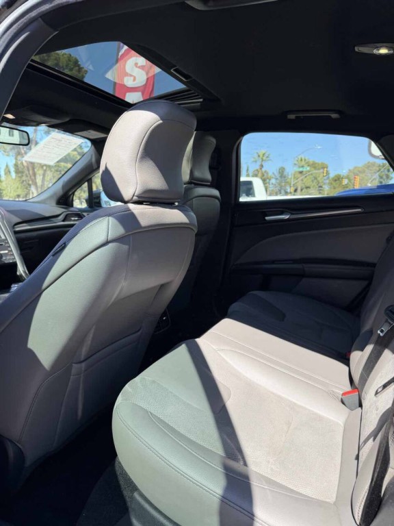 2017 Ford Fusion Image 20