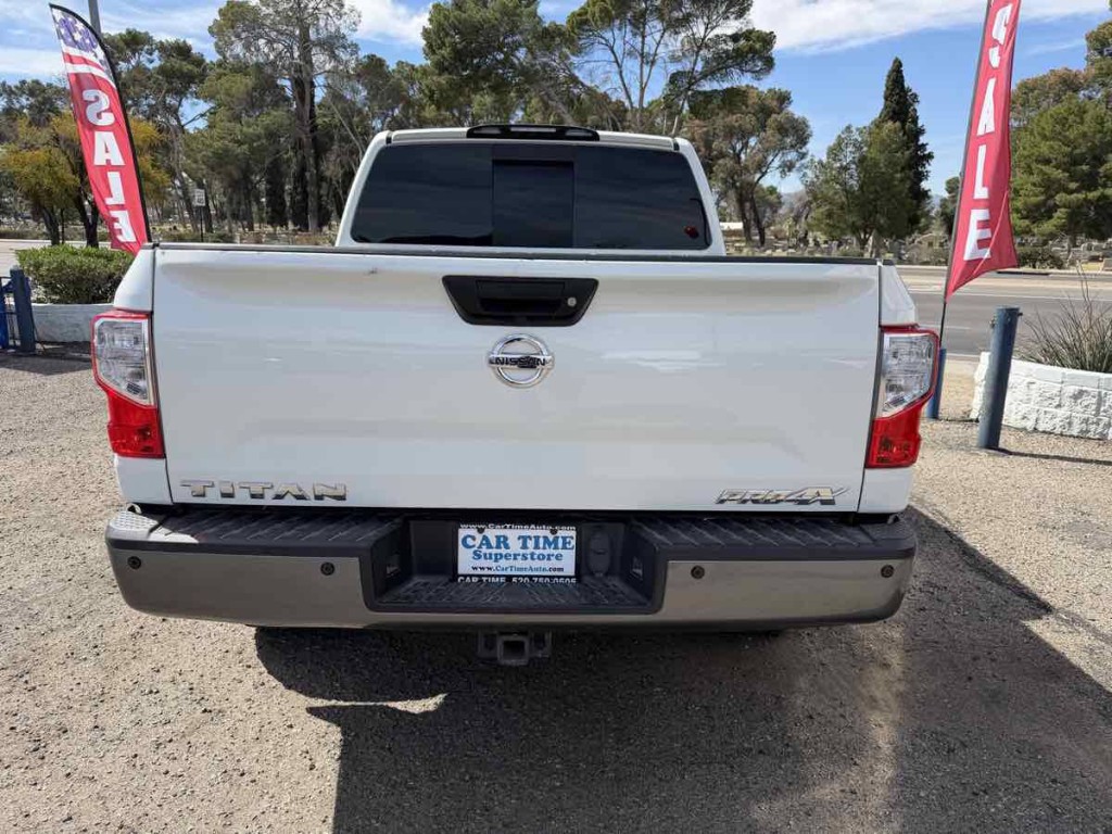 2018 Nissan Titan Image 4