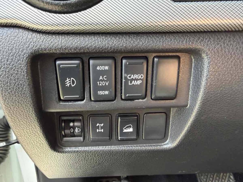 2018 Nissan Titan Image 15