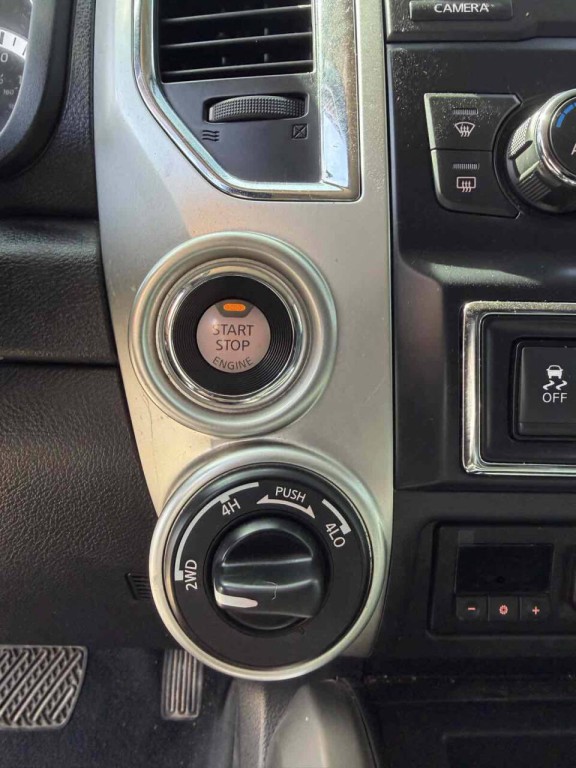 2018 Nissan Titan Image 18