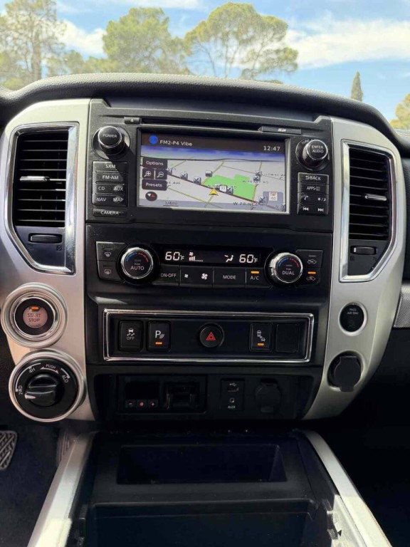 2018 Nissan Titan Image 20