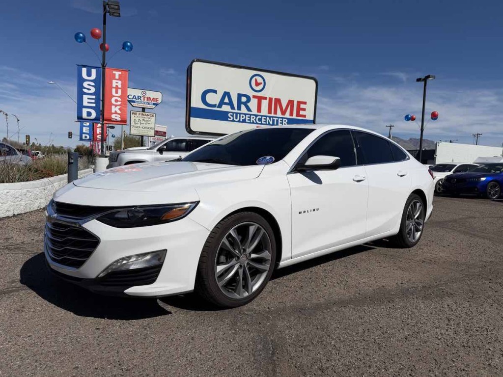 2021 Chevrolet Malibu Image 1