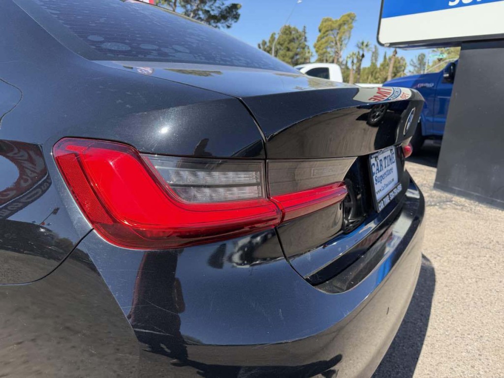 2020 BMW 3 Series Image 5