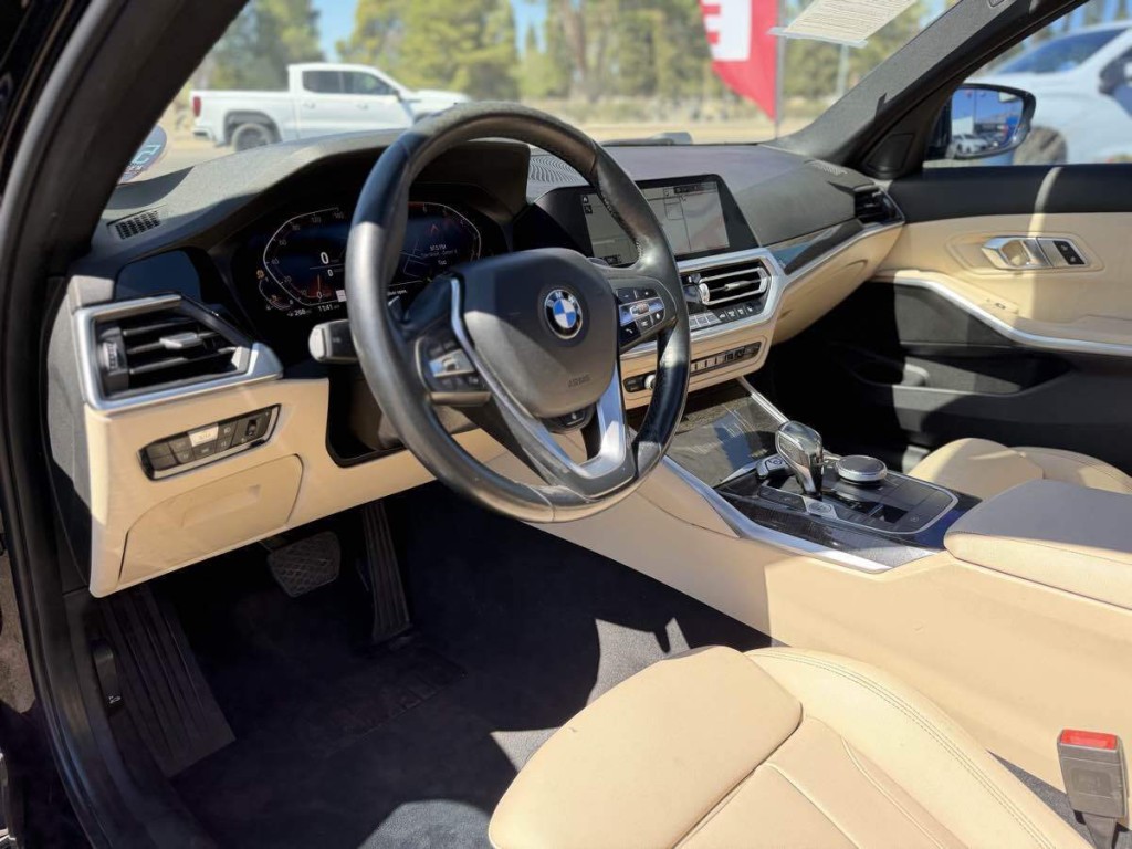 2020 BMW 3 Series Image 12