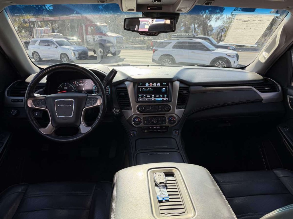 2018 GMC Yukon Image 13