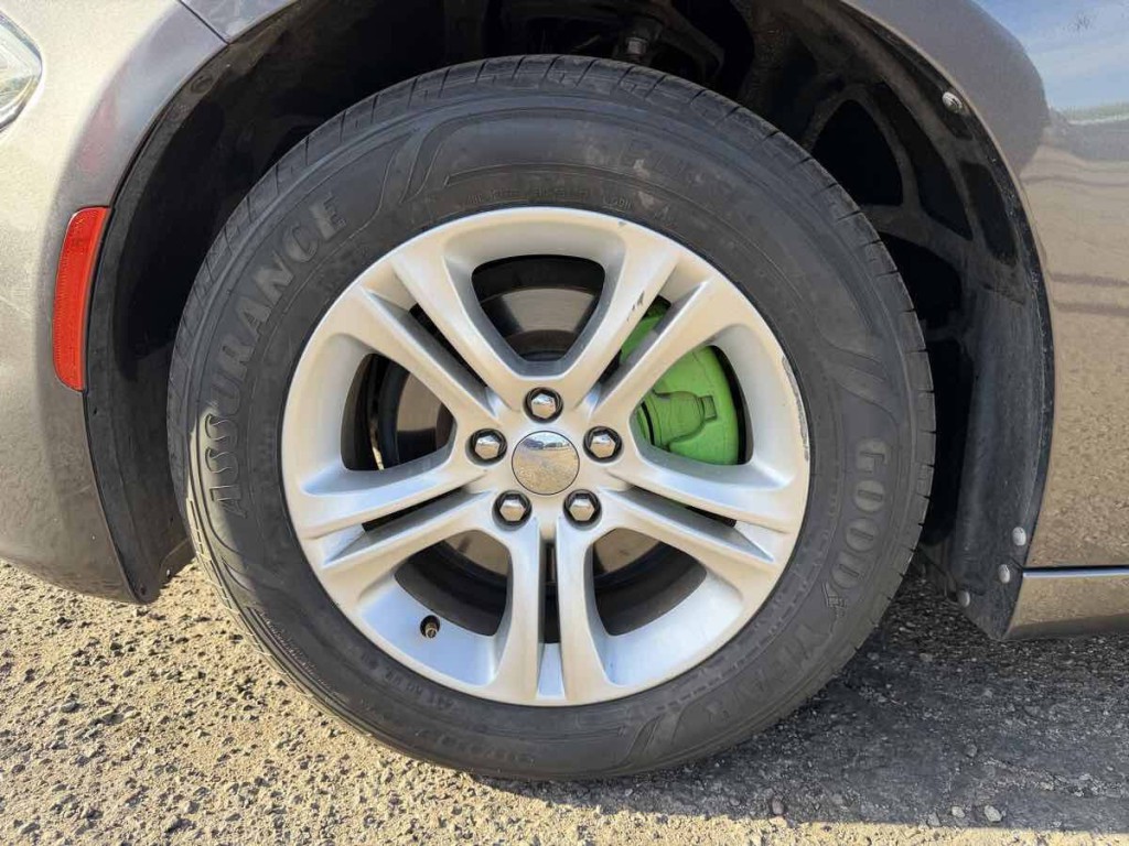 2020 Dodge Charger Image 5