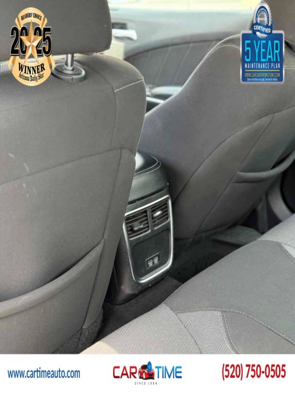 2022 Dodge Charger Image 17