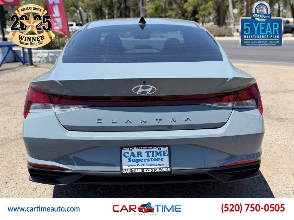 2023 Hyundai Elantra Image 4