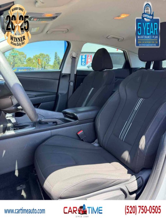 2023 Hyundai Elantra Image 17