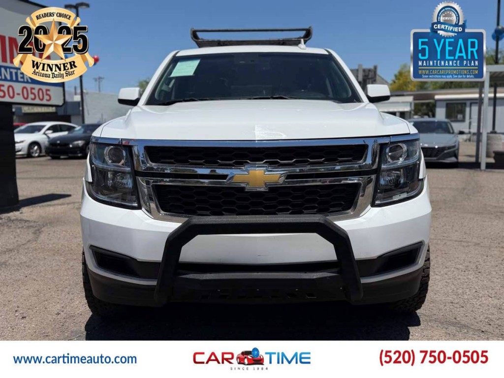 2017 Chevrolet Suburban Image 2
