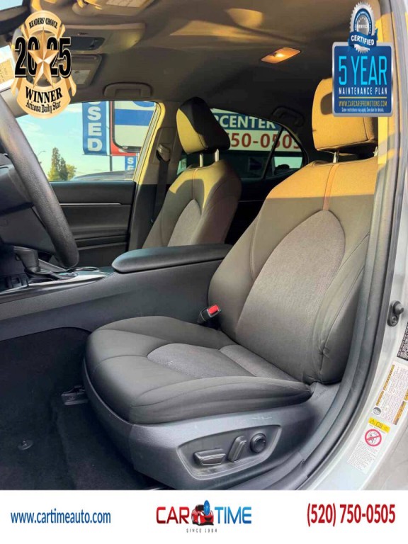 2018 Toyota Camry Image 15