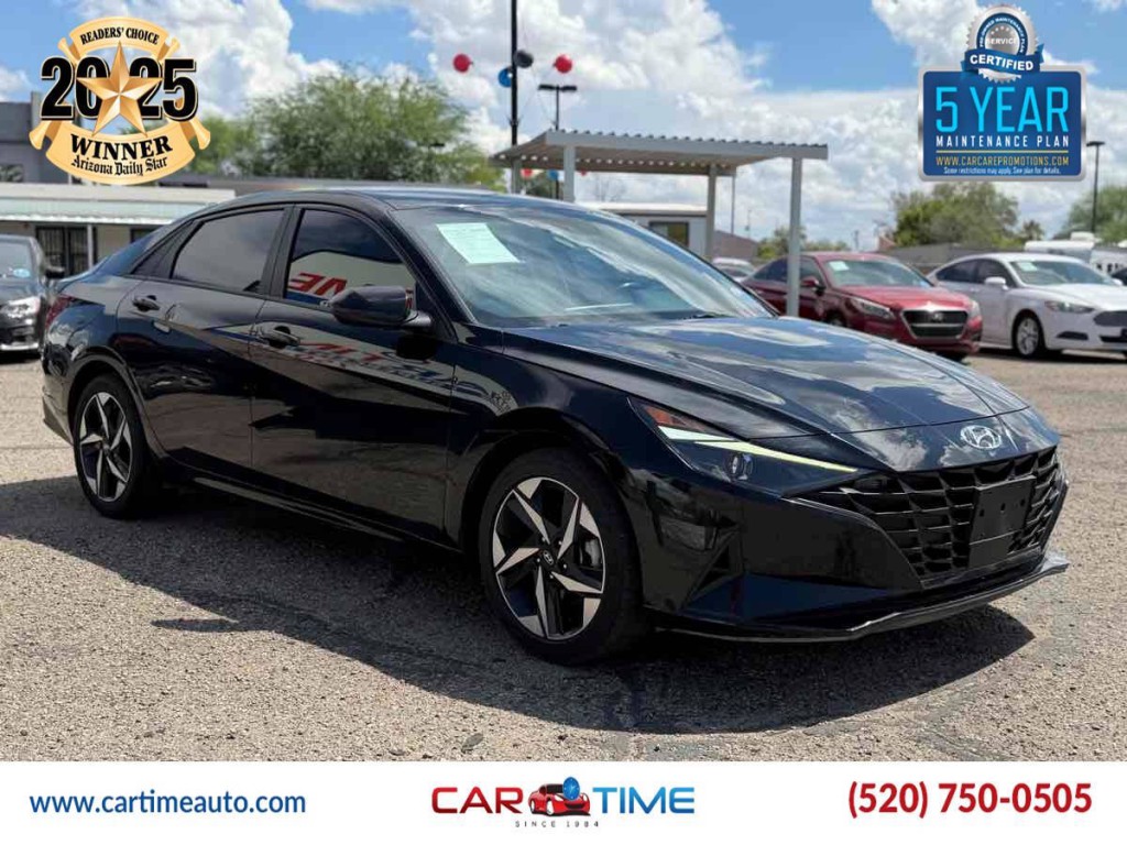 2023 Hyundai Elantra Image 3