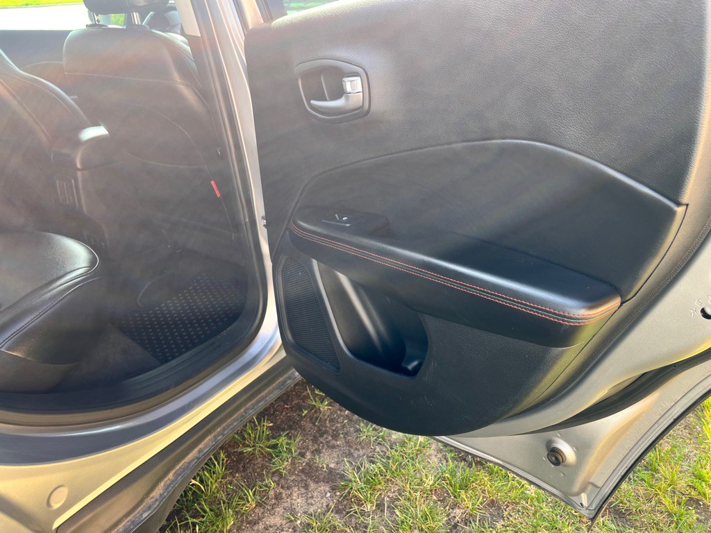 2019 Jeep Compass Image 26