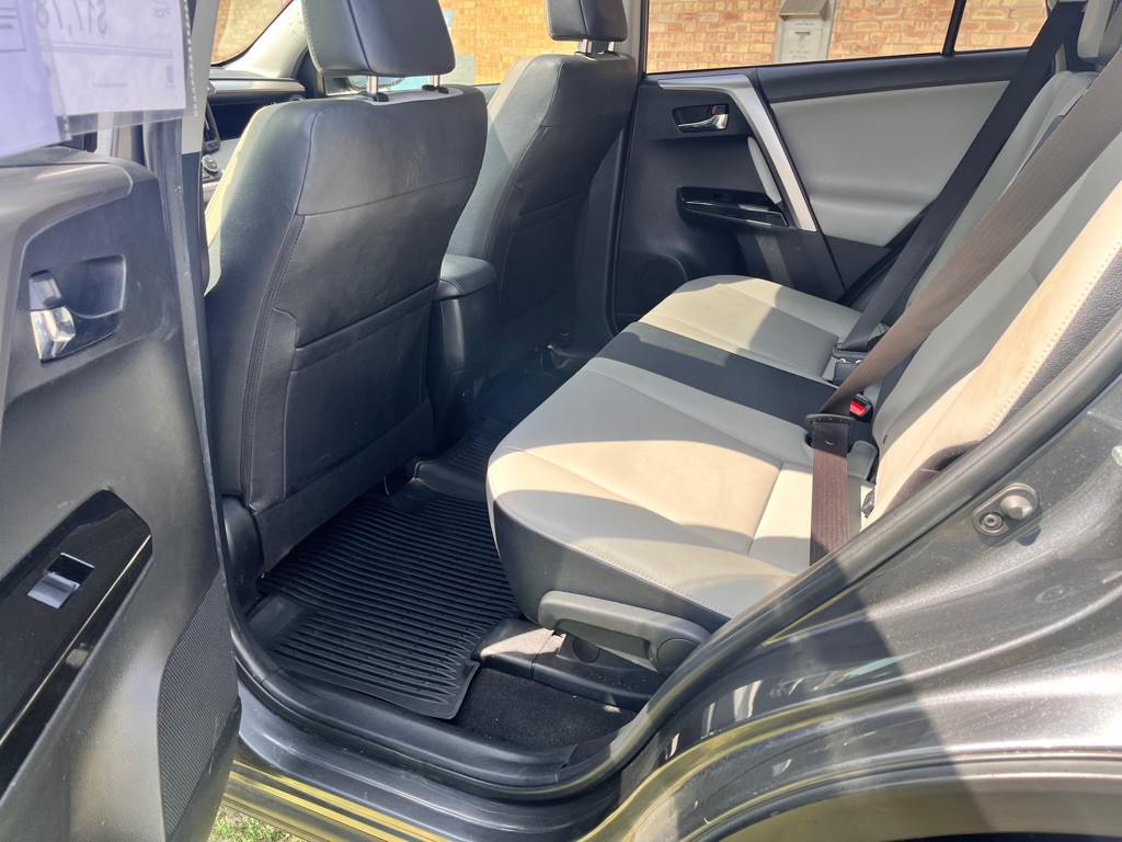 2016 Toyota Rav4 Image 17