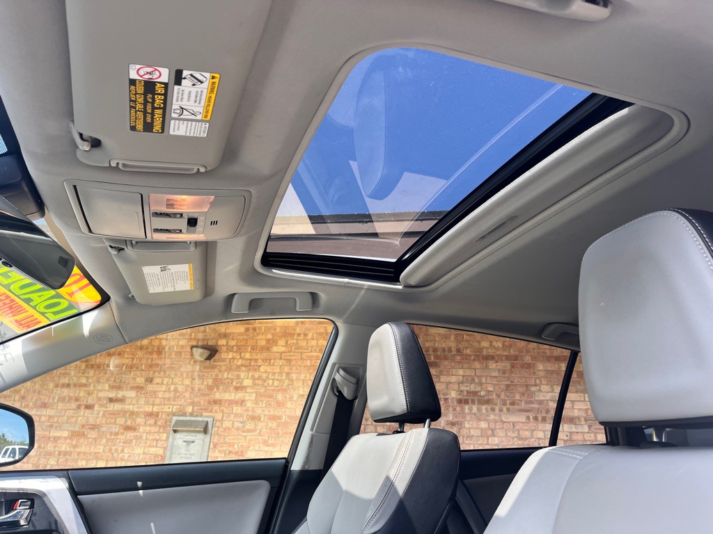 2016 Toyota Rav4 Image 25