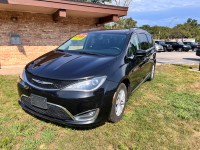 Image for 2019 Chrysler Pacifica Touring L ID: 6637917