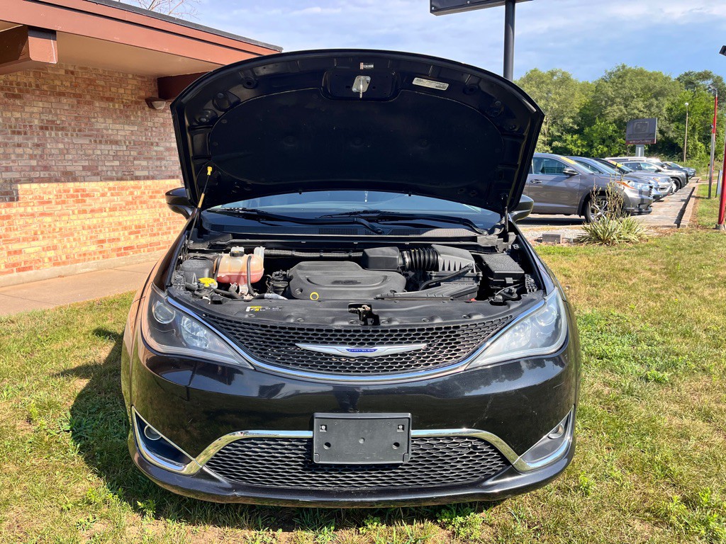 2019 Chrysler Pacifica Image 13