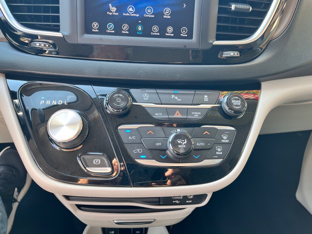 2019 Chrysler Pacifica Image 22