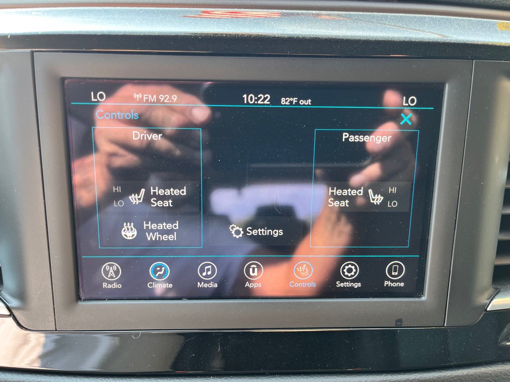 2019 Chrysler Pacifica Image 28