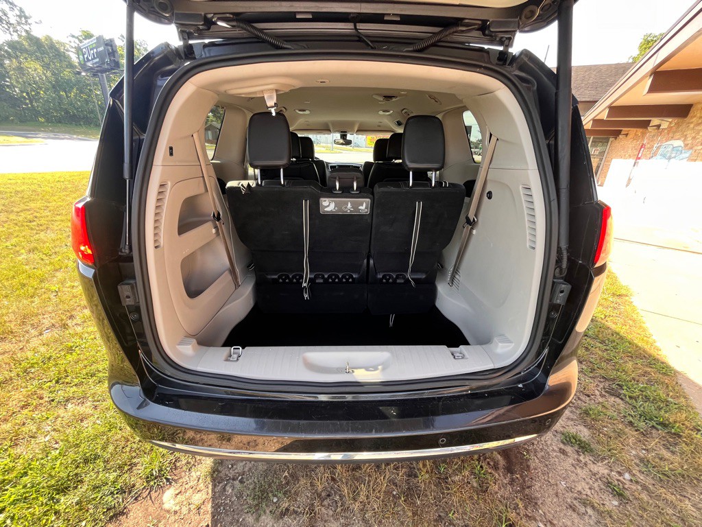 2019 Chrysler Pacifica Image 35