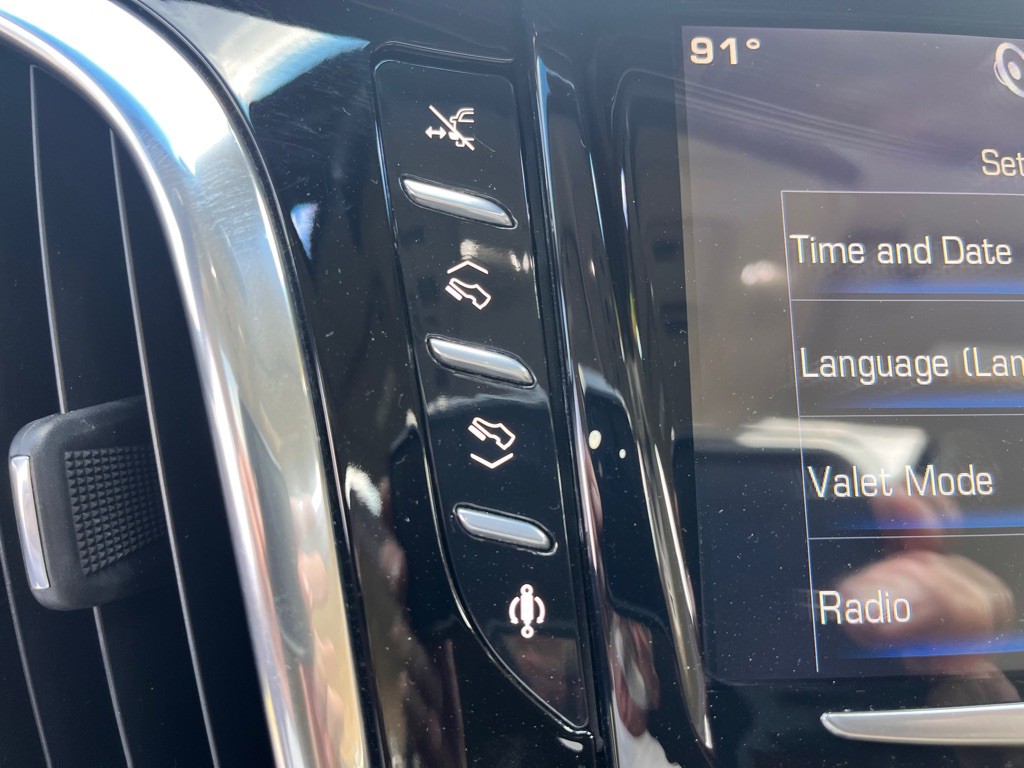 2015 Cadillac Escalade Image 35