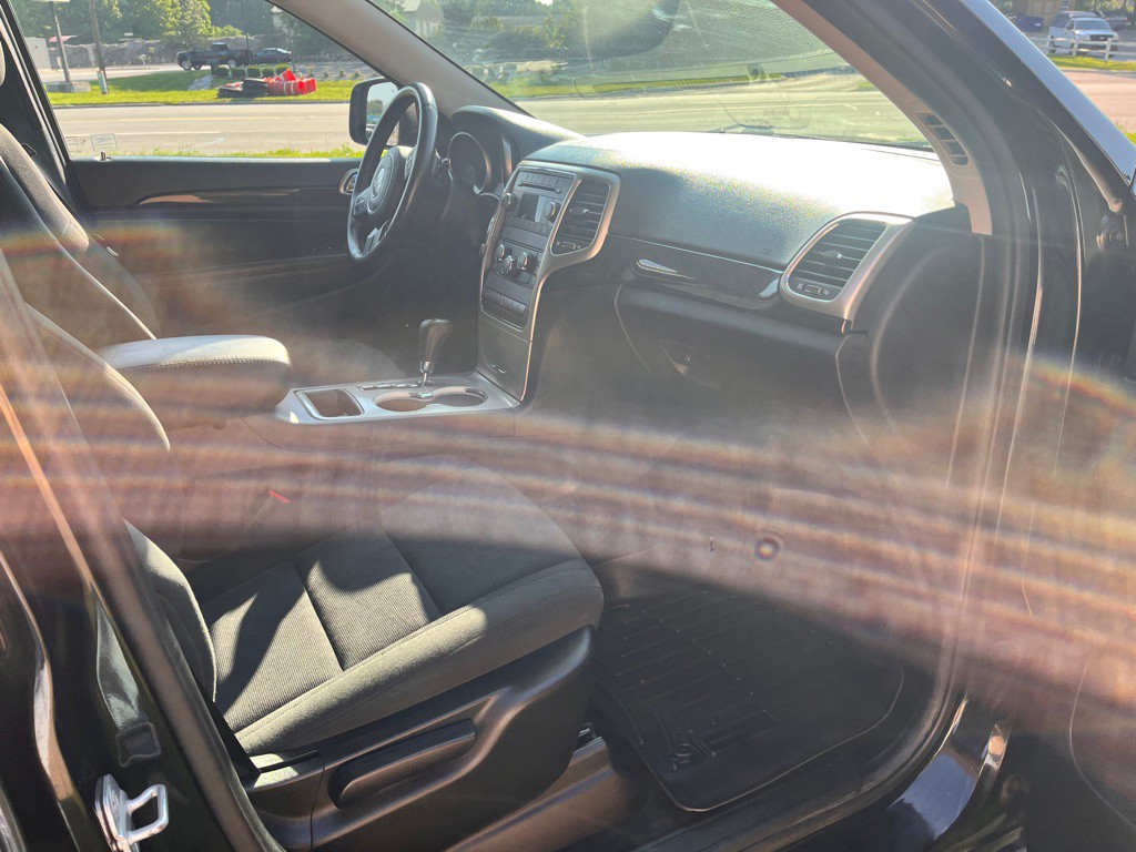 2013 Jeep Grand Cherokee Image 16