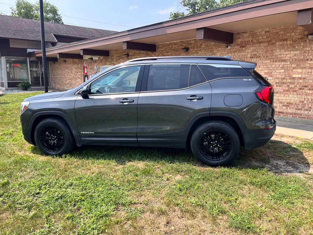 2020 GMC Terrain Image 3