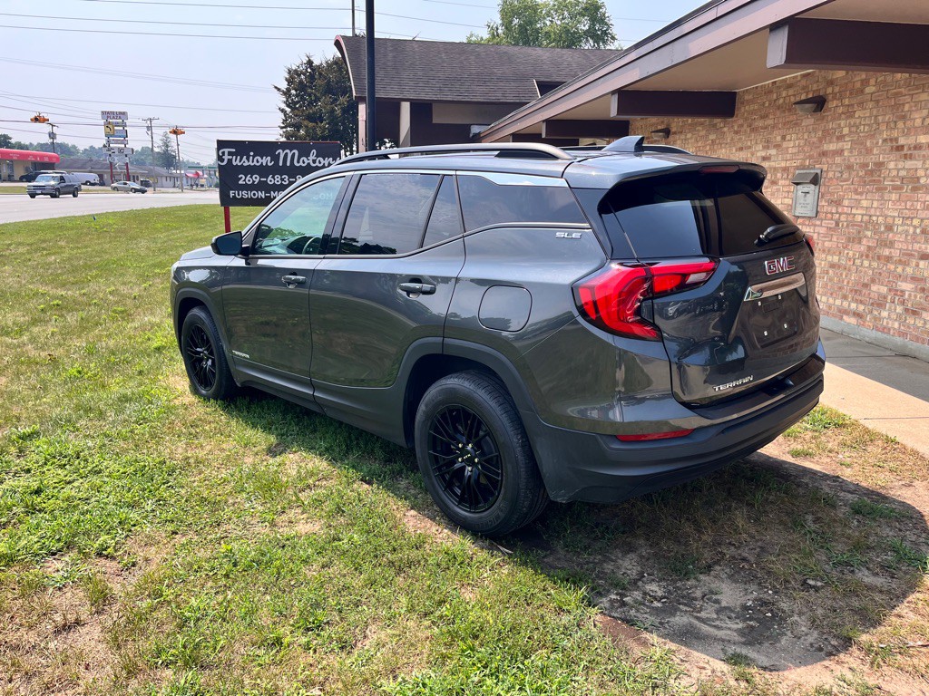 2020 GMC Terrain Image 4