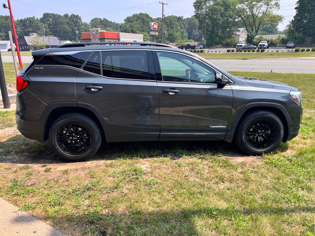 2020 GMC Terrain Image 7